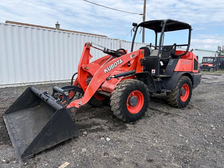kubota-r530-image-3