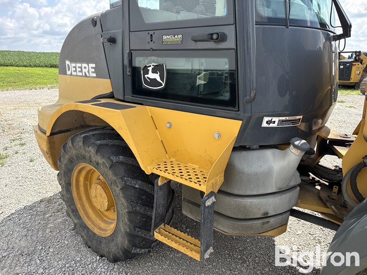 2014-deere-244j-image-14