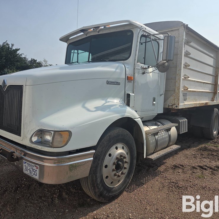 1998 INTERNATIONAL 9200