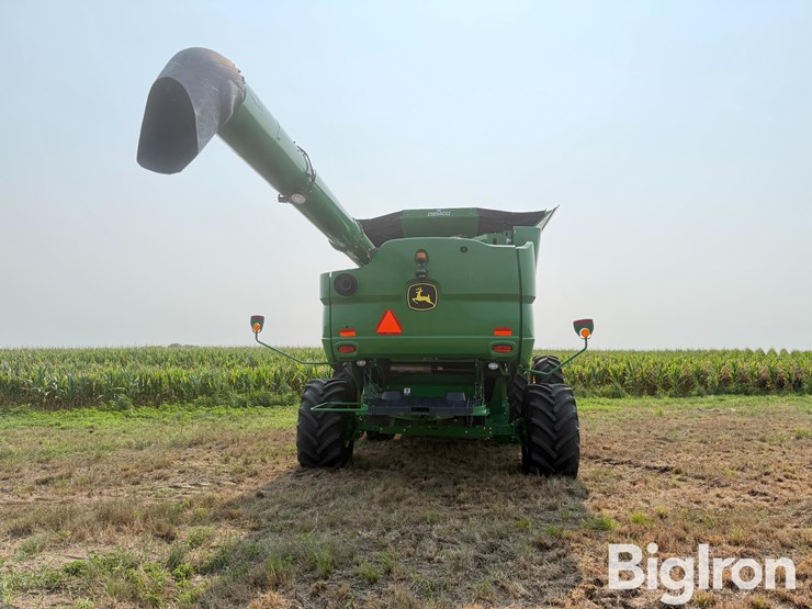 2021-john-deere-s780-image-6