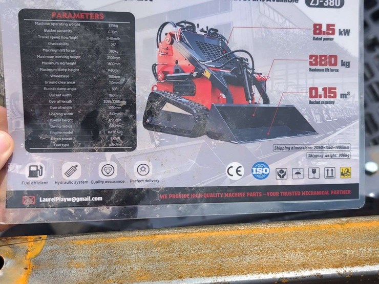 zjg-mini-skid-steer-loader-zj-380-(green)---15hp-image-9