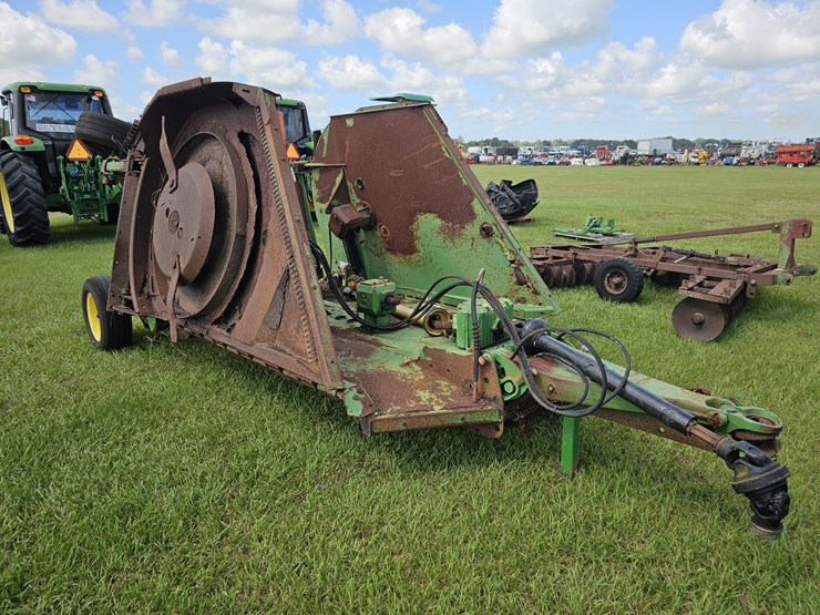 john-deere-15-image-1