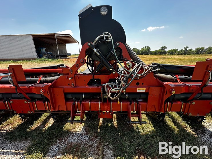 2011-case-ih-1230-image-10