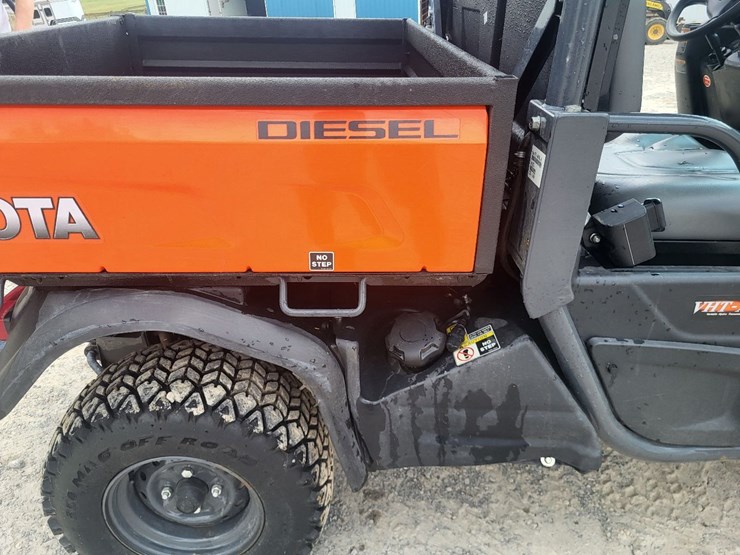 2016-kubota-rtv-x900-image-30