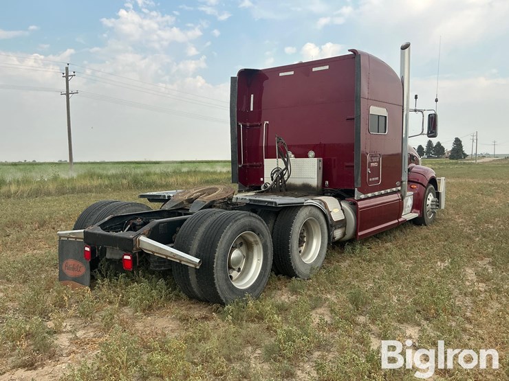 2011-peterbilt-386-image-5