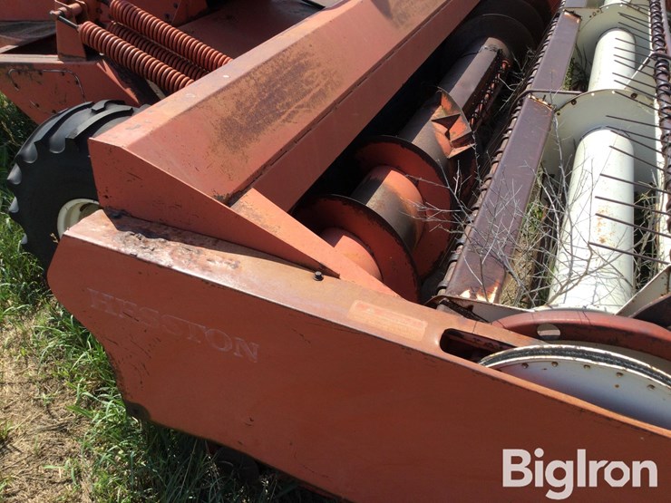 hesston-6600-image-19