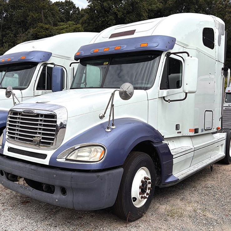 2012 FREIGHTLINER CL120 Columbia