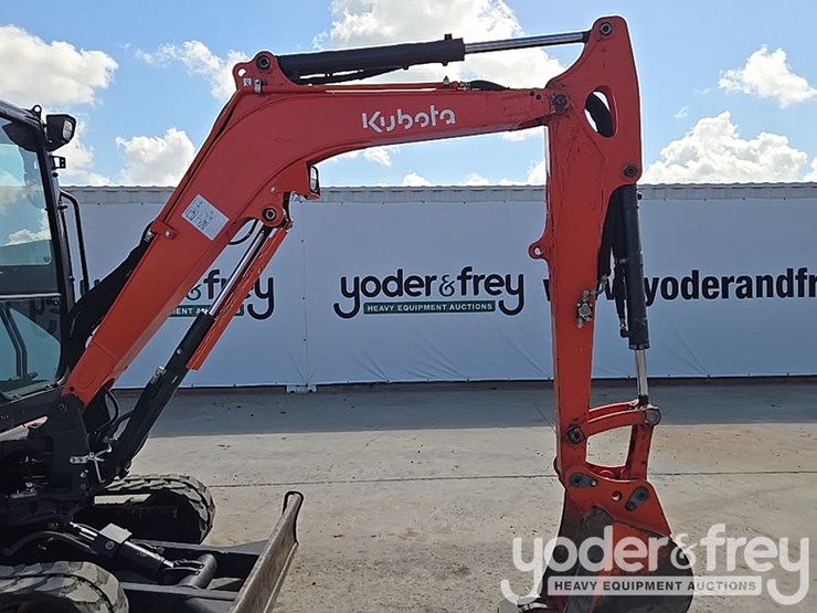 2023-kubota-kx033-4-image-27