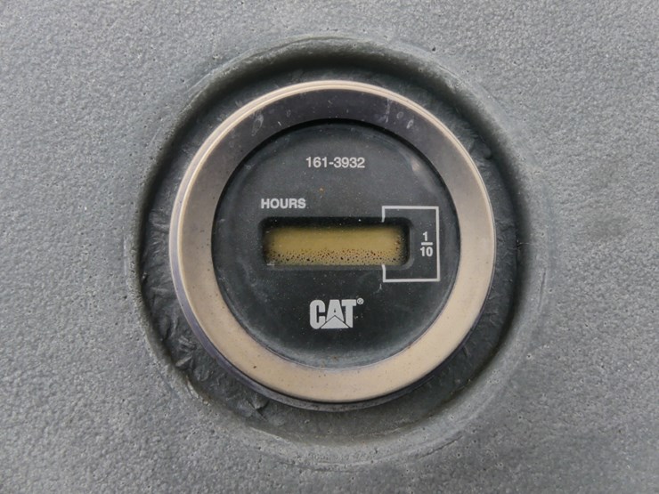 caterpillar-420d-image-27