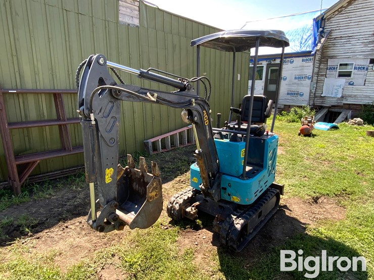 agd-industrial-mini-excavator-image-1