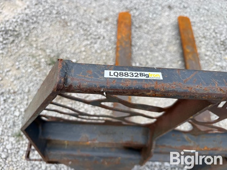 titan-machinery-pallet-forks-image-18