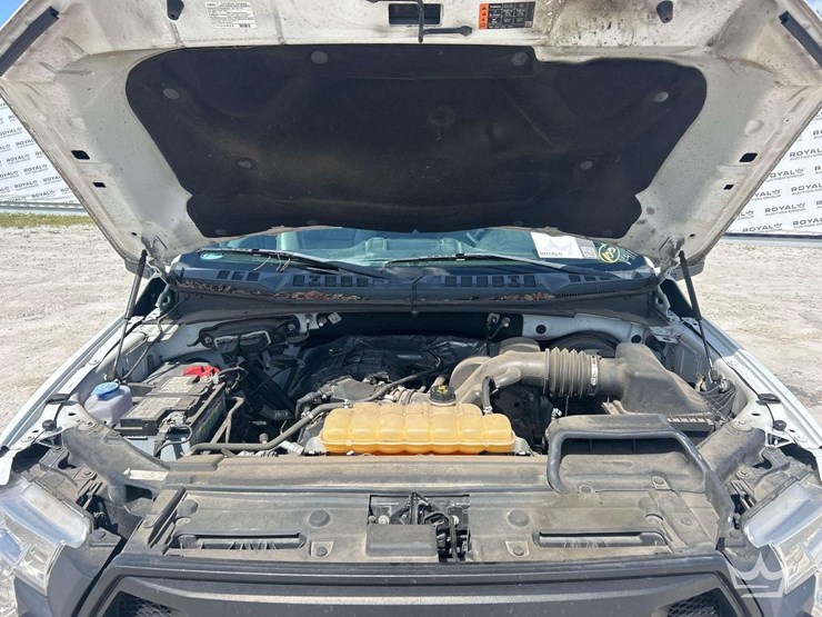 2017-ford-f150-image-7