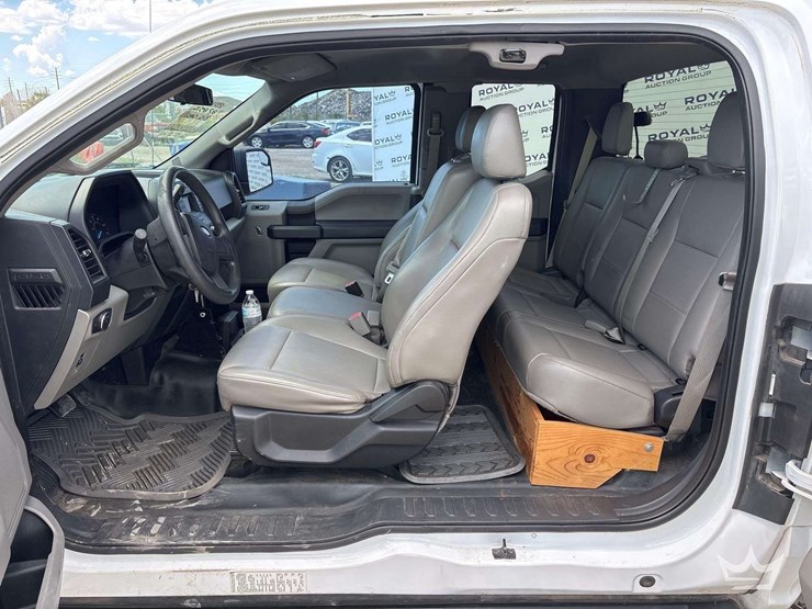 2015-ford-f150-image-13