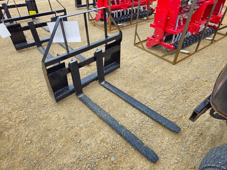 #212-•-2026-mower-king-sa-48"-pallet-fork-image-7