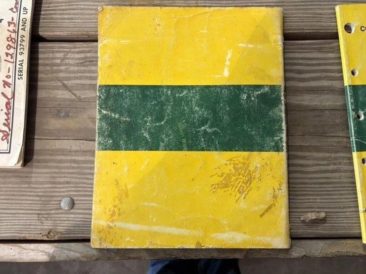john-deere-200-image-3