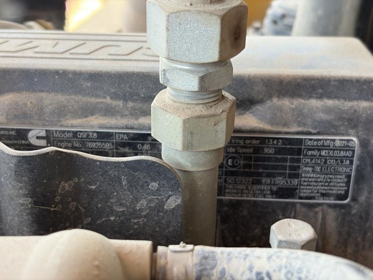 2021-xcmg-cv83pdu-vibratory-roller-image-17