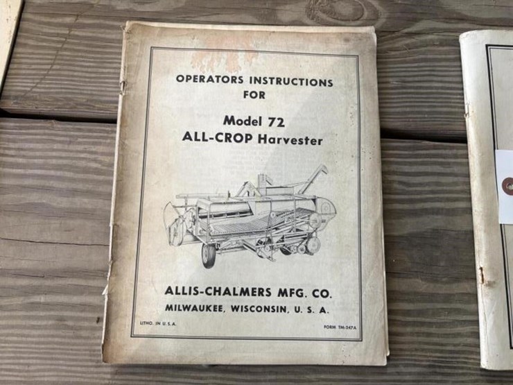 allis-chalmers-model-72-all-crop-harvestor-manual-image-1