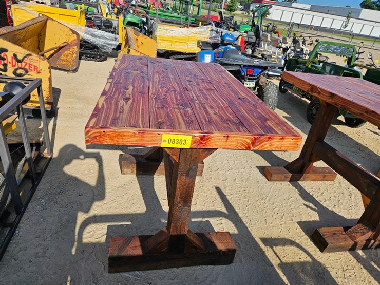 #205-•-48"-x-60"-cedar-to[p-table-image-6