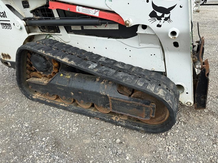 2018-bobcat-t550-image-12
