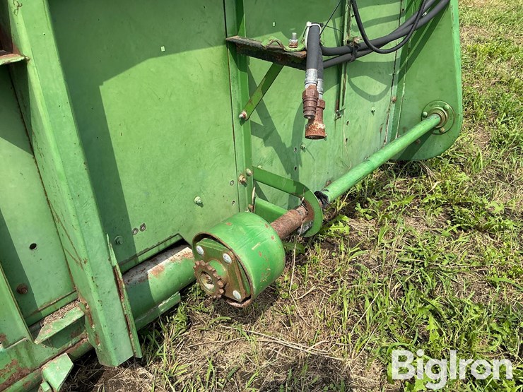 john-deere-216f-image-14