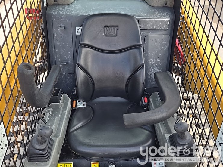 2024-caterpillar-259d3-image-39
