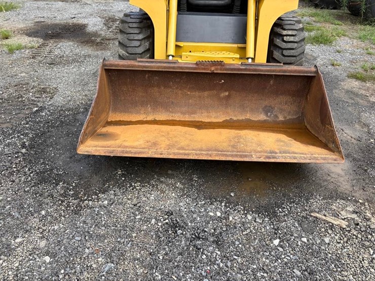 john-deere-250-image-4
