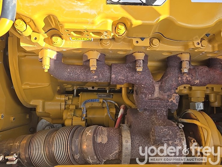 2019-caterpillar-336-image-59