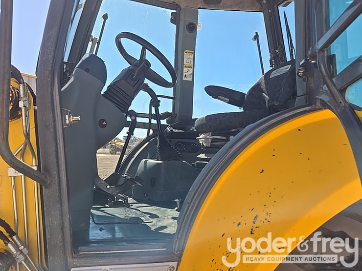2008-new-holland-b95-image-49