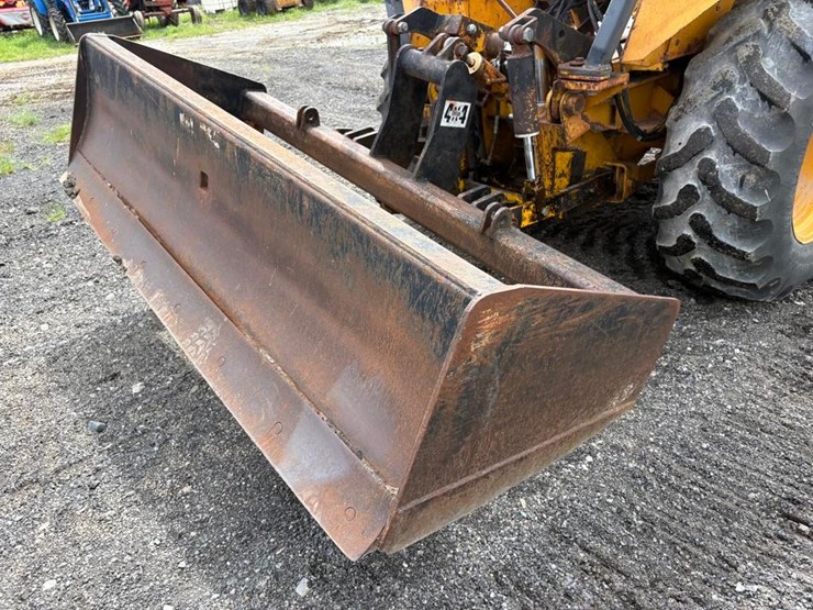 deere-210c-image-10