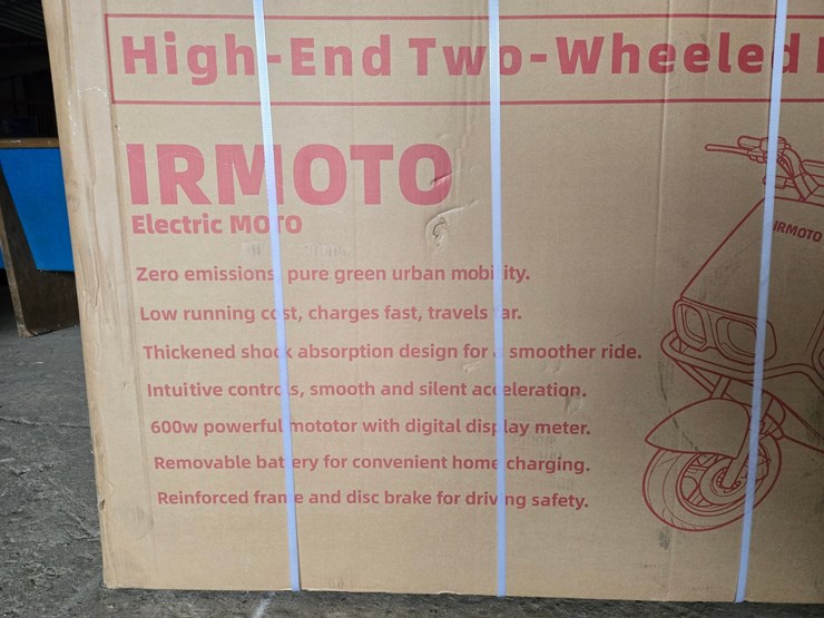 #2060-•-white-irmoto-high-end-2-wheeled-electric-moto-image-3