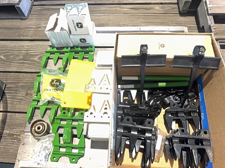 john-deere-635f-image-1