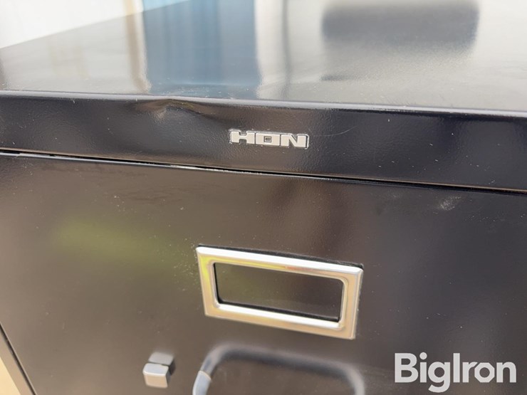 hon-4-drawer-file-cabinets-image-10
