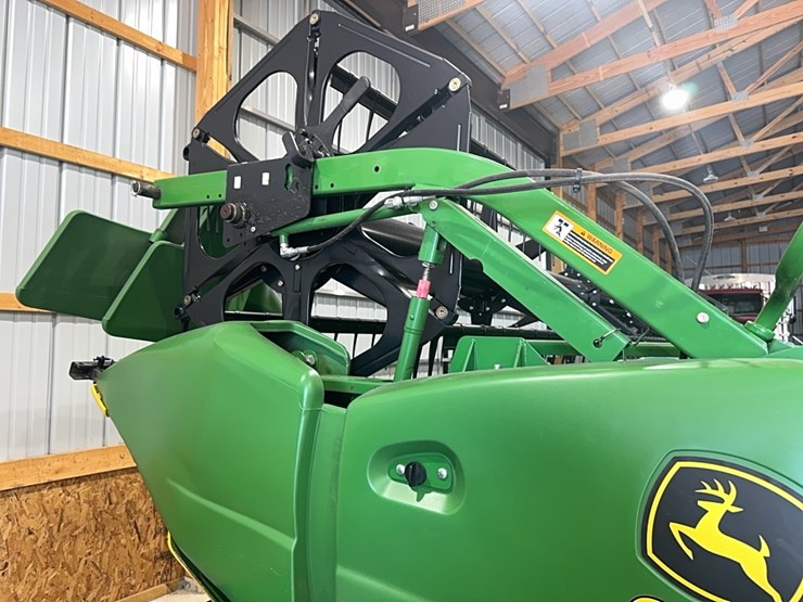 2011-john-deere-635f-image-21