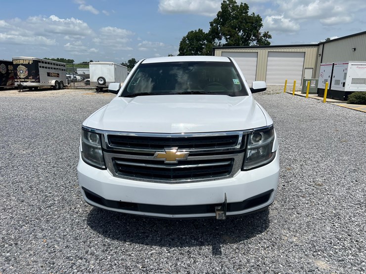 chevrolet-tahoe-image-2