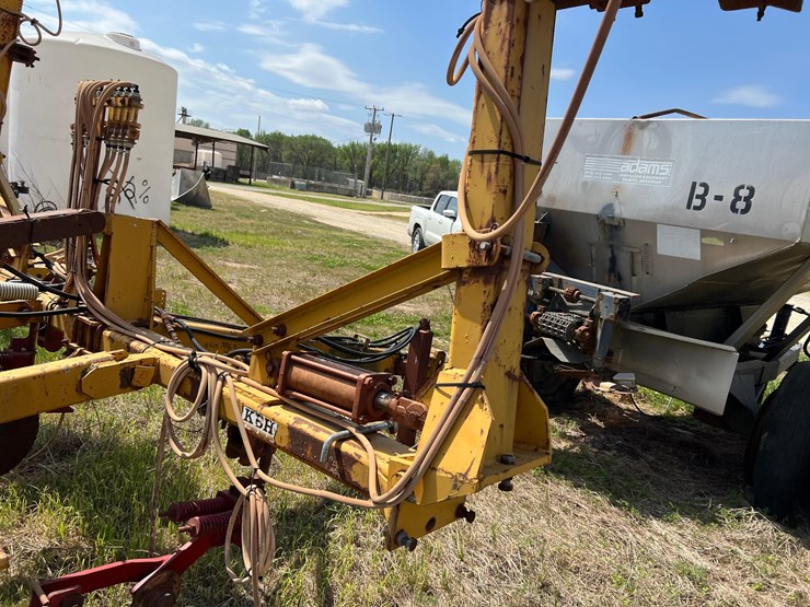 kbh-8-row-liquid-applicator-image-16
