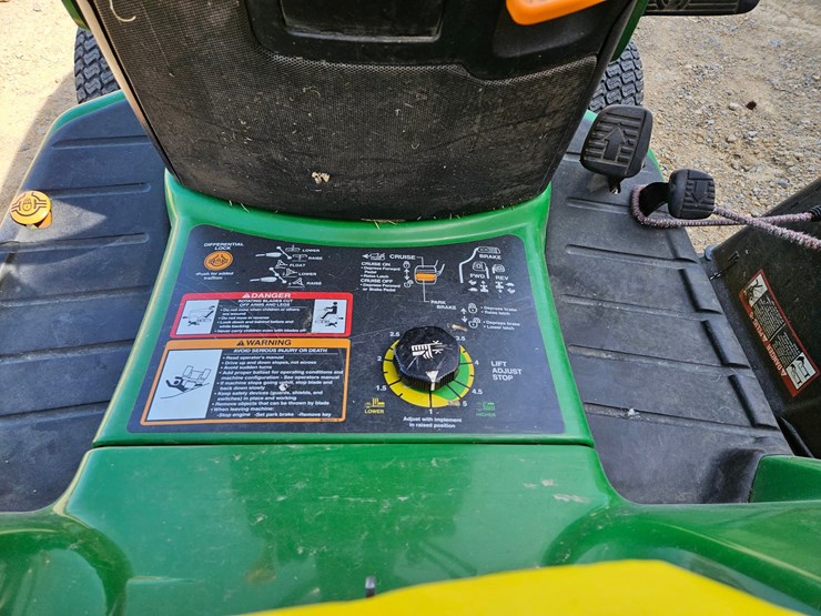 john-deere-x475-image-21