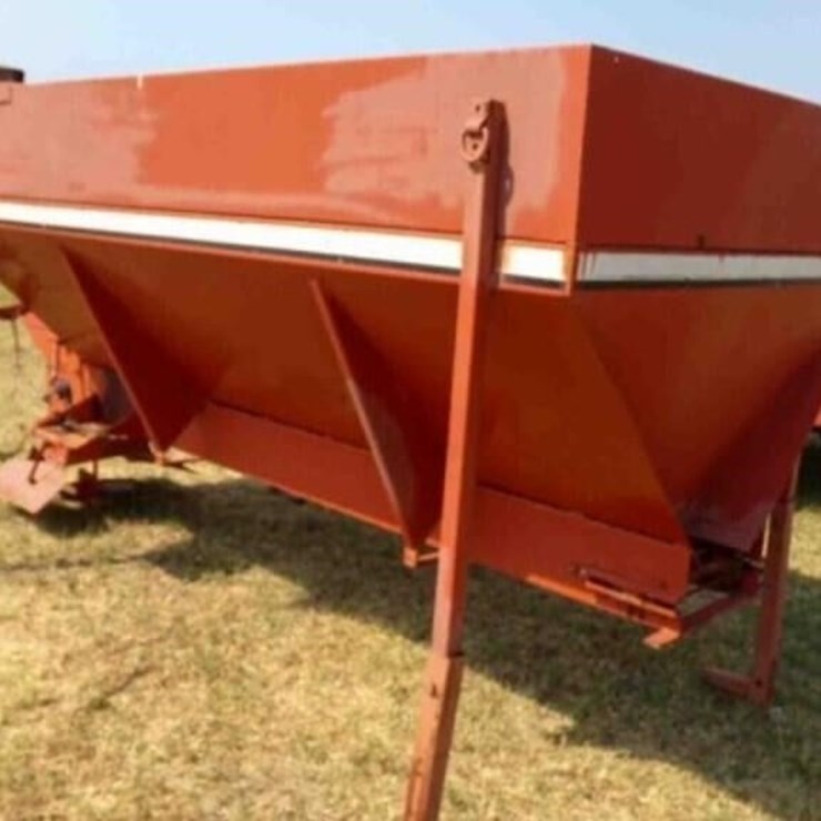 DITCH-WITCH SAND SPREADER, 2000LB,