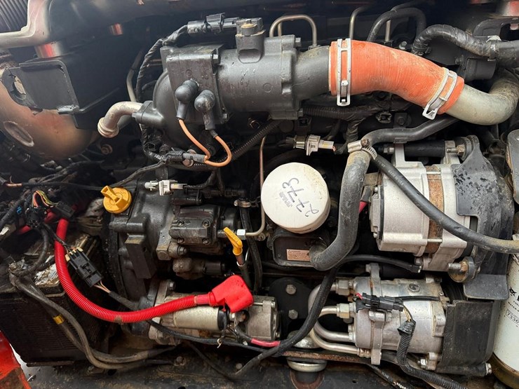 2023-bobcat-t770-image-15
