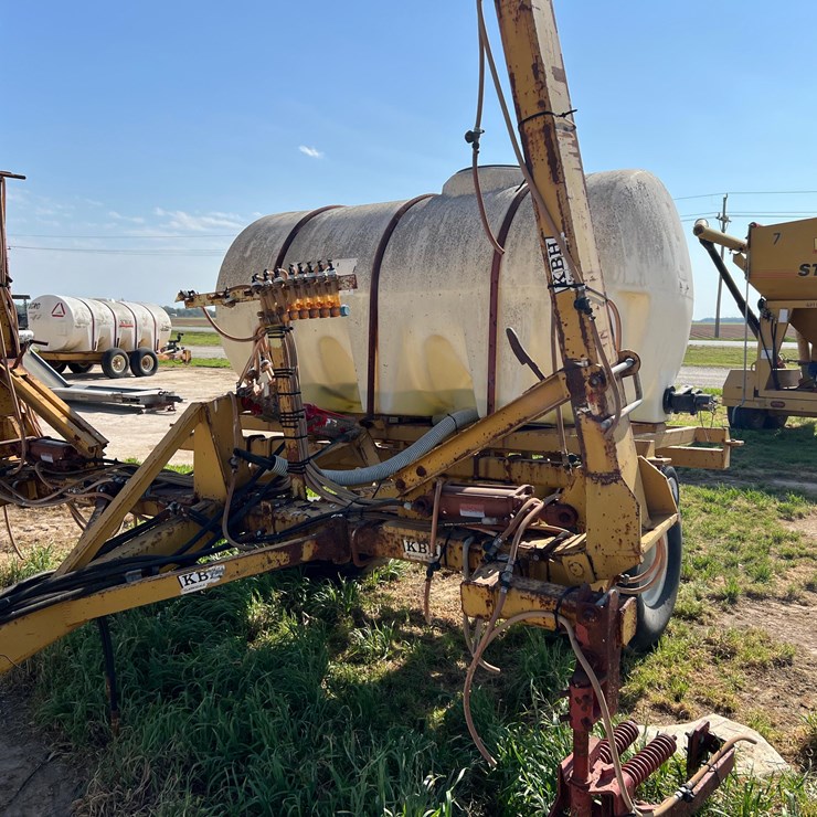 NO RESERVE Sprayer Nurse Tank Trailer LA02165