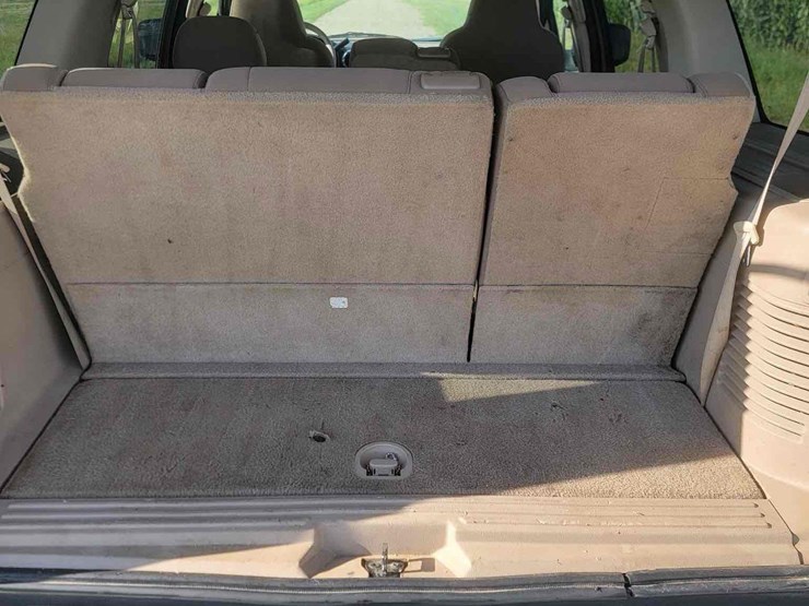 2005-ford-expedition-image-13