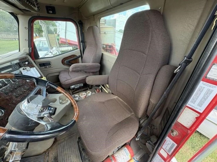 2007-international-9200-image-17