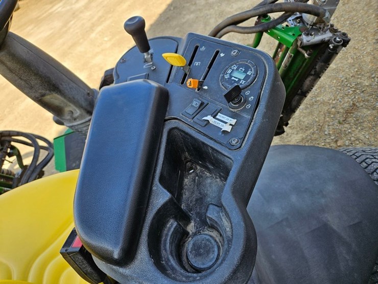 john-deere-7500-image-25
