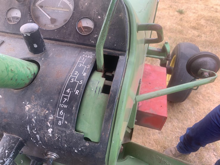 john-deere-4020-image-24