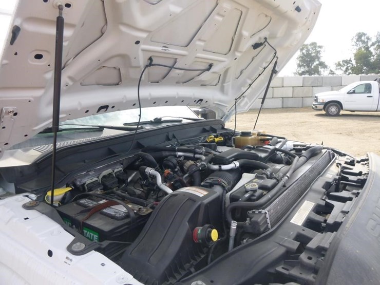 2012-ford-f350-image-33