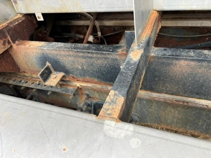 2007-international-9400-image-24
