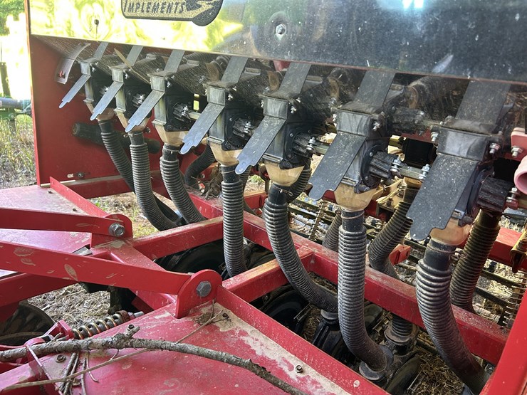 tarr-river-5'-grain-drill-image-3
