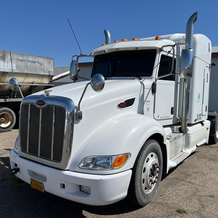 2011 PETERBILT 386