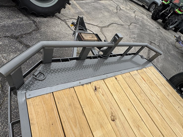 2026-bellwether-premier-18'+2'-car-hauler-trailer-image-14