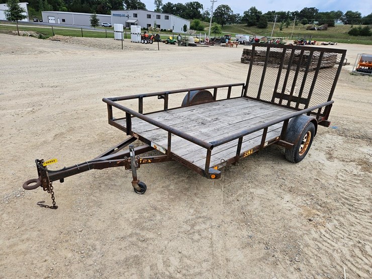 #6893-•-2010-big-tex-6'-x-12'-single-axle-trailer-image-1