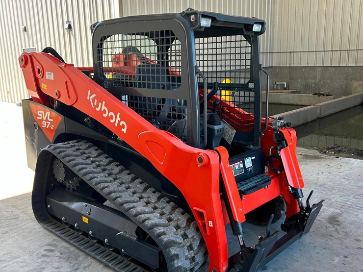 2024-kubota-svl97-2-image-4